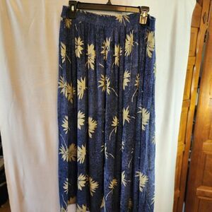 VINTAGE CREPE FLORAL SKIRT, FULL ELASTIC WAIST, ONE SIZE, MIDI, BLUE/BEIGE